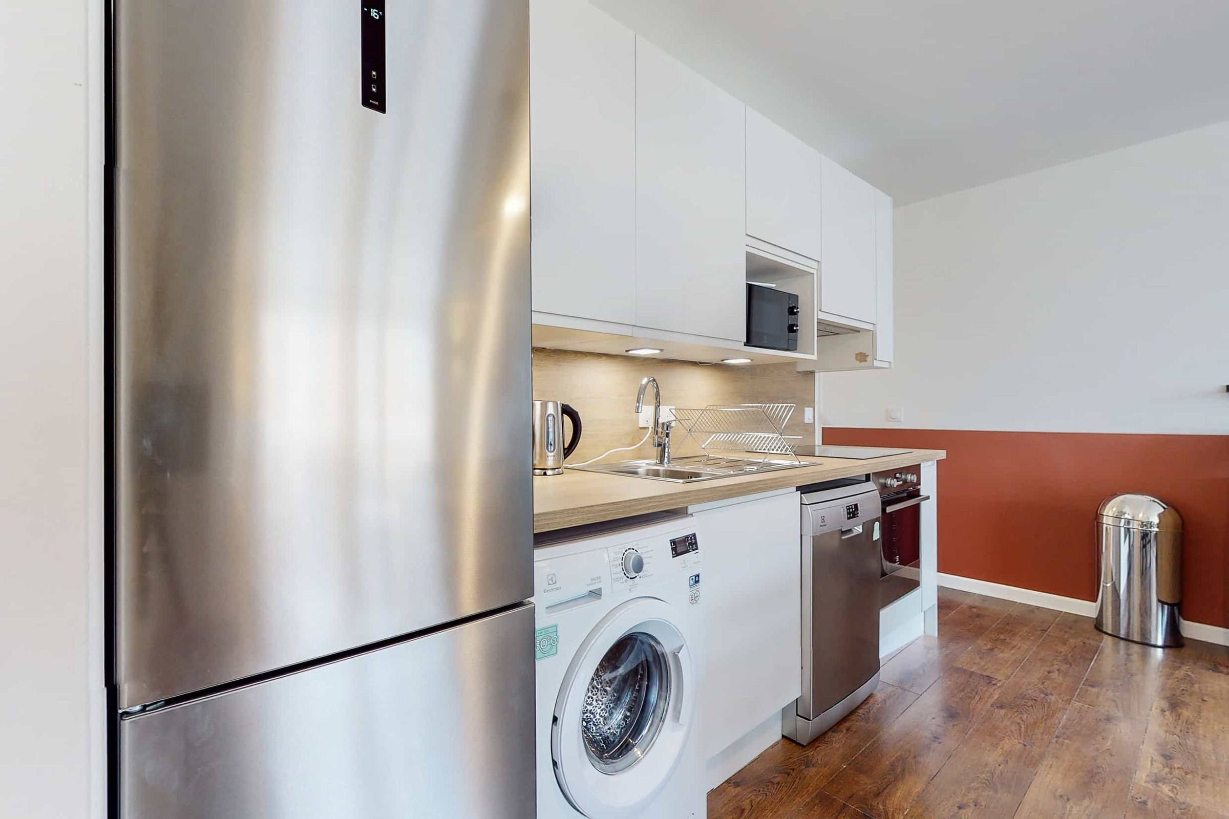 Carousel image 6